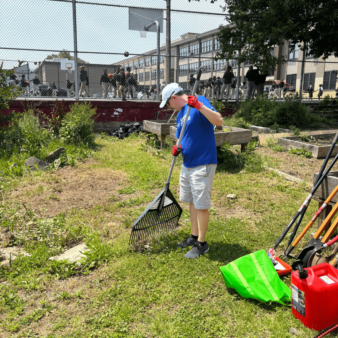 IG Square 1080x1080 - MLK Garden Volunteer-min